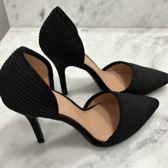 Black fabric, textured 4”heels by Chinese Laundry. - Picture 2 of 5